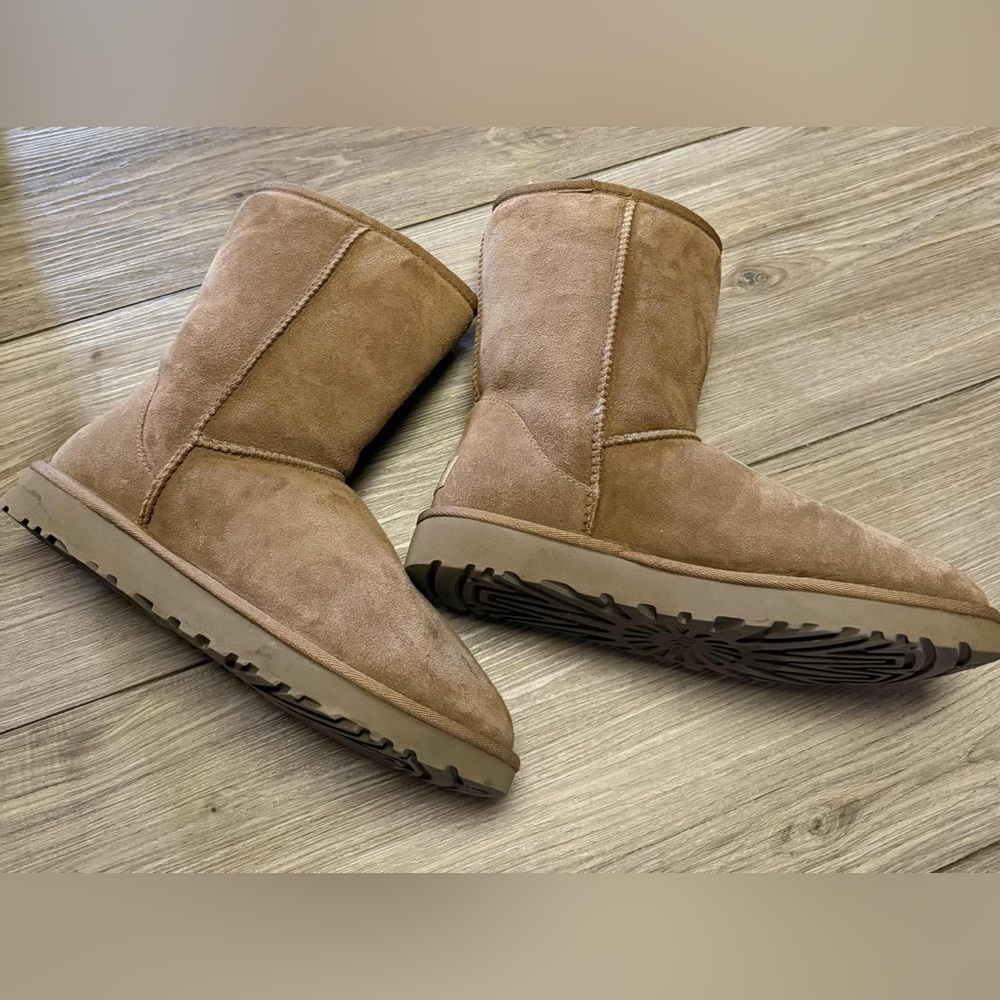 Ugg Cream Shearling Lining - image 5